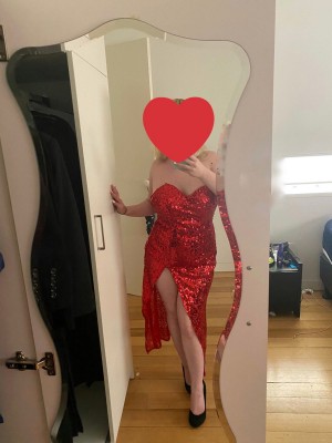 this dress is so beautiful and pretty